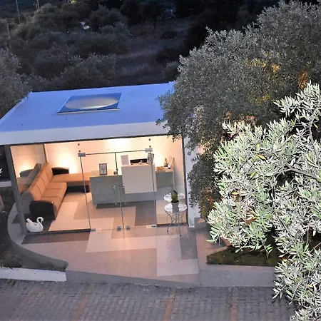 Studios Apartments Irini Patira Apartment *