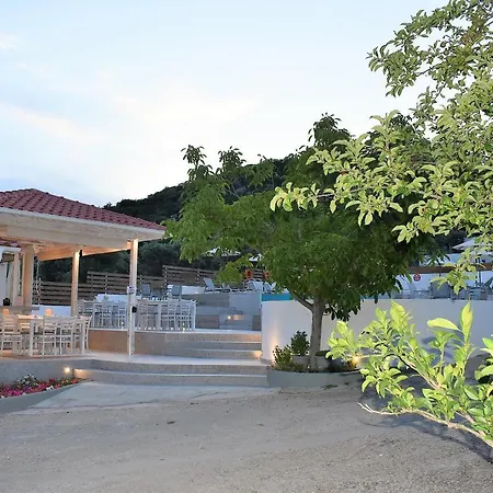 Irini Patira Lejlighed Potos