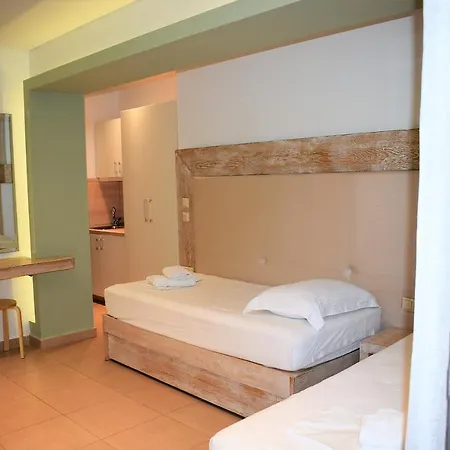 Studios Apartments Irini Patira Apartment