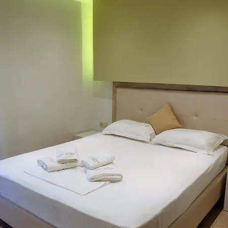 Studios Apartments Irini Patira Apartment Potos