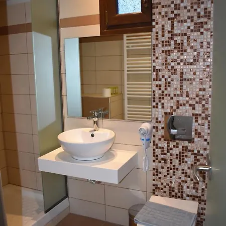 Studios Apartments Irini Patira Apartment Potos