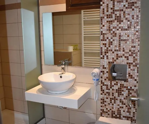 Irini Patira Apartament Potos