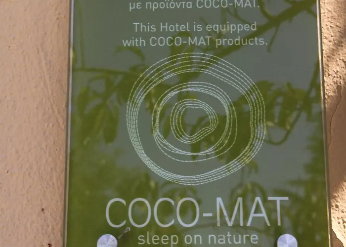 Apartament Irini Patira