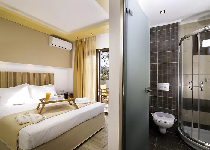 Apartament Irini Patira